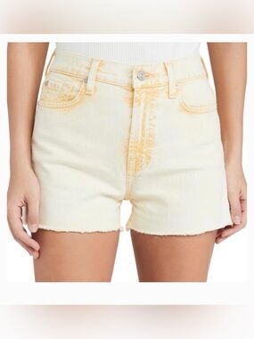 7 for all mankind pale yellow jean shorts size 25